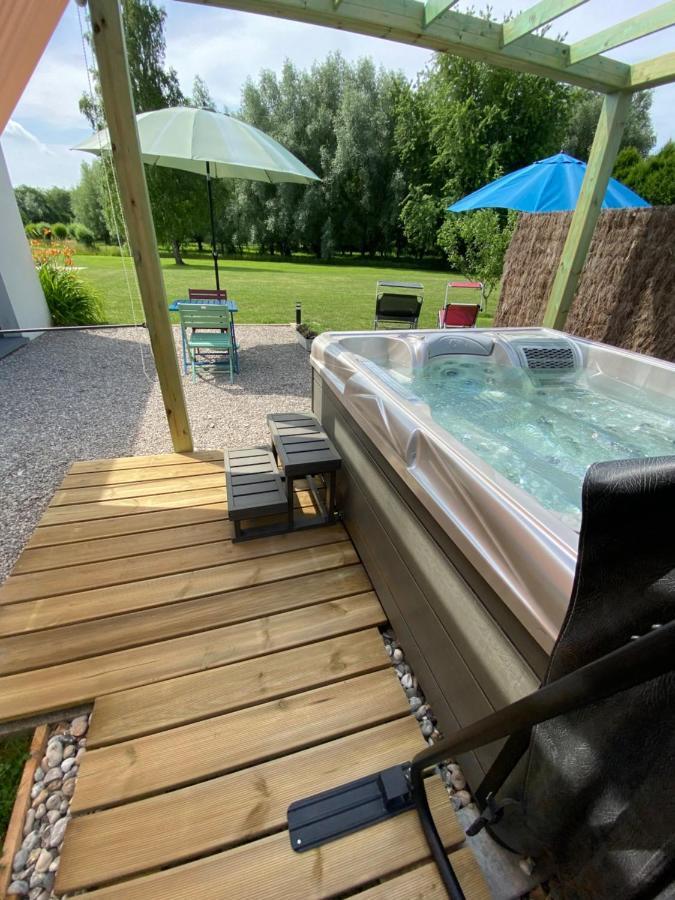 Gite Du Vieux Saule 1 Gite Avec Spa Privatif Pour 2 Personnes 1 Suite Familiale Sans Spa Vieil-Hesdin 外观 照片