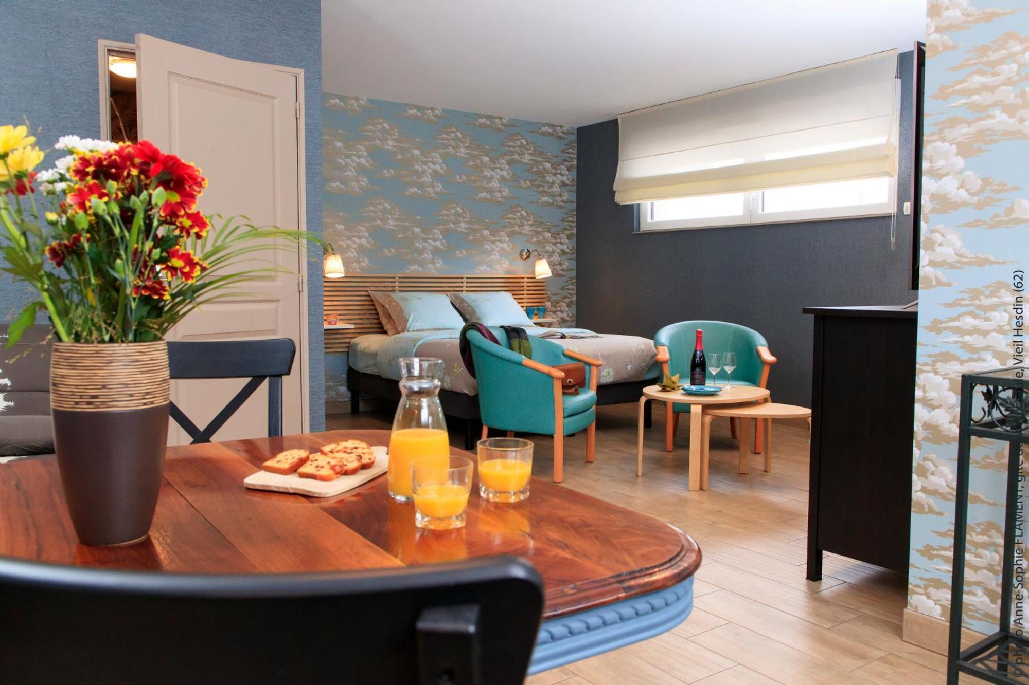 Gite Du Vieux Saule 1 Gite Avec Spa Privatif Pour 2 Personnes 1 Suite Familiale Sans Spa Vieil-Hesdin 外观 照片