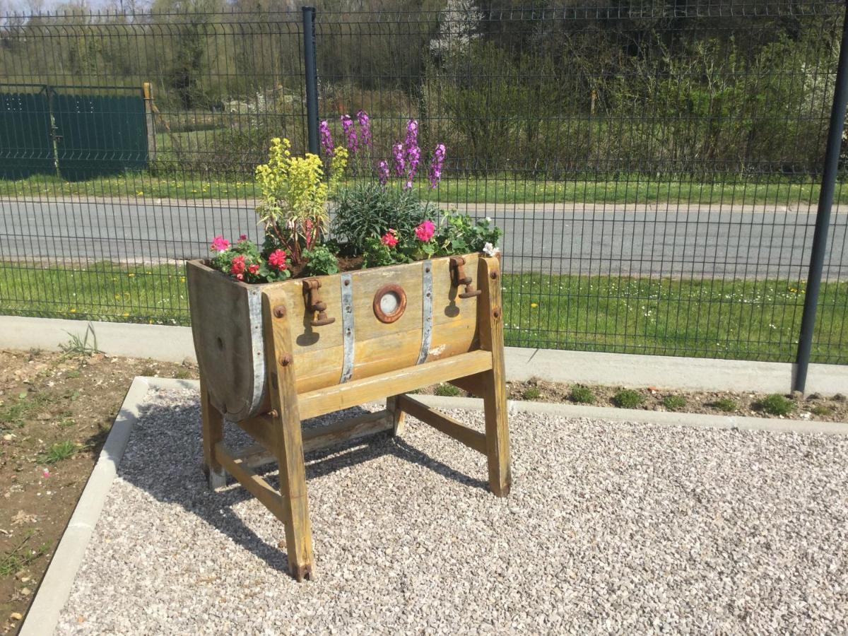 Gite Du Vieux Saule 1 Gite Avec Spa Privatif Pour 2 Personnes 1 Suite Familiale Sans Spa Vieil-Hesdin 外观 照片